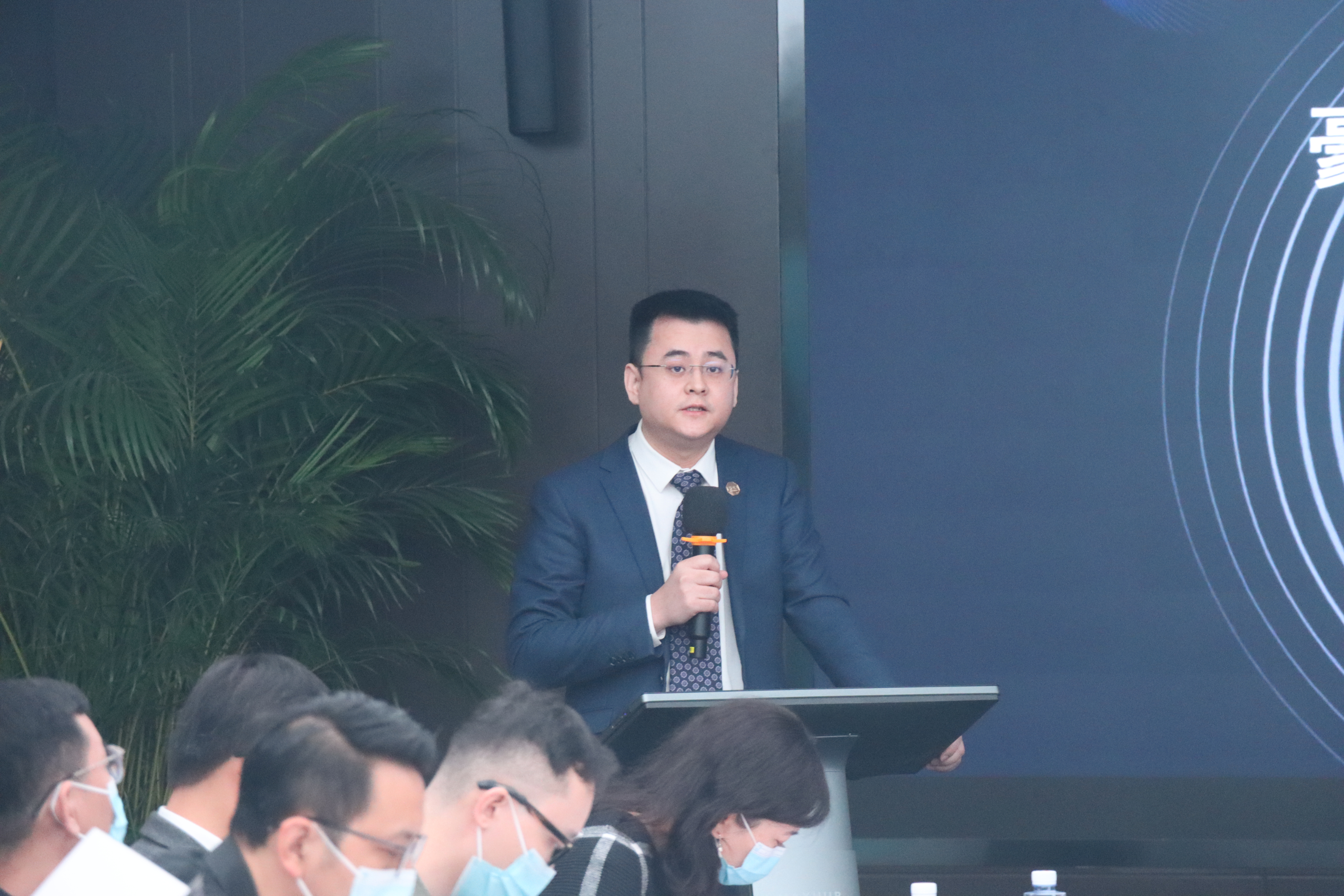 1642148210806195.jpg 豪尔赛集团董事、执行总裁戴聪棋致欢迎词.jpg